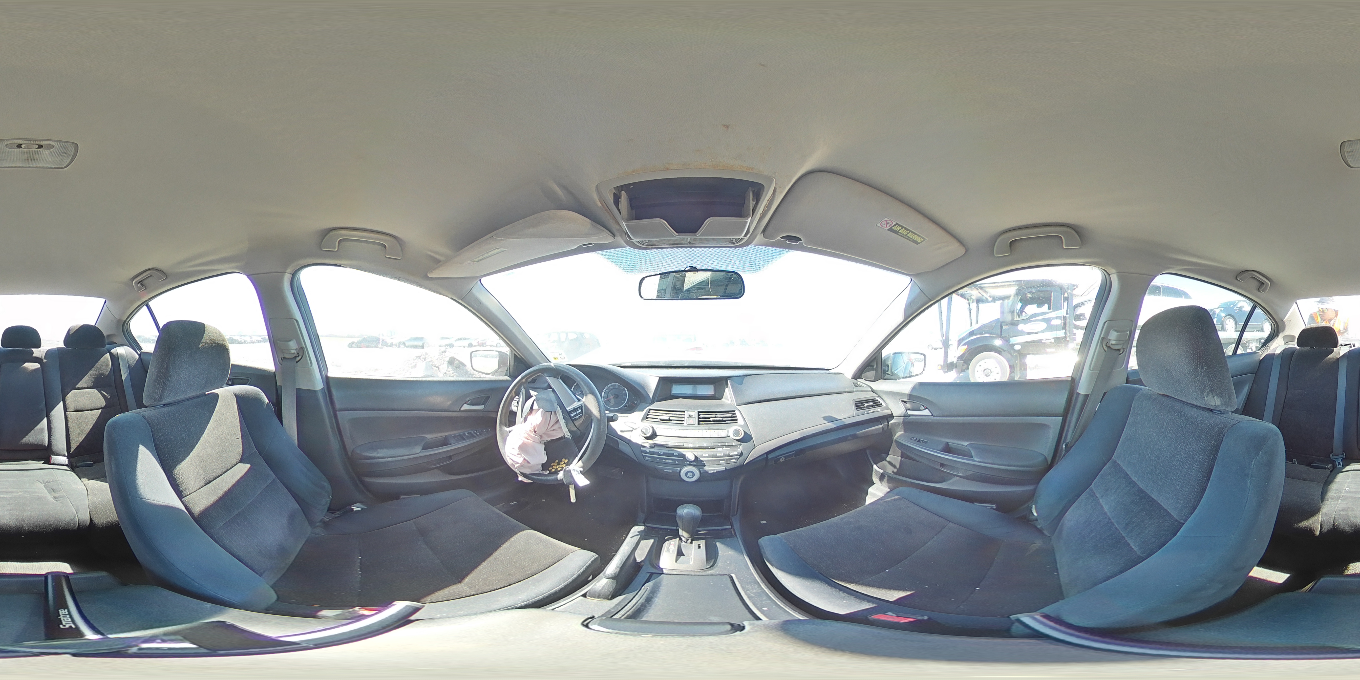 2010 Honda Accord - Image 13