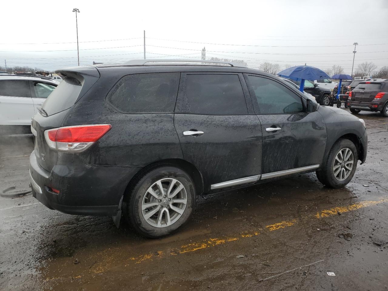 2013 Nissan Pathfinder - Image 3