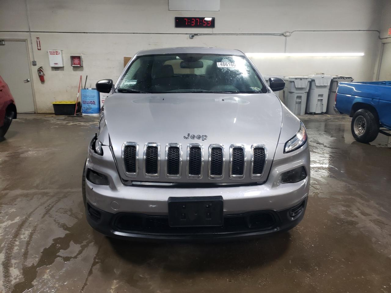 2015 Jeep Grand Cherokee - Image 5