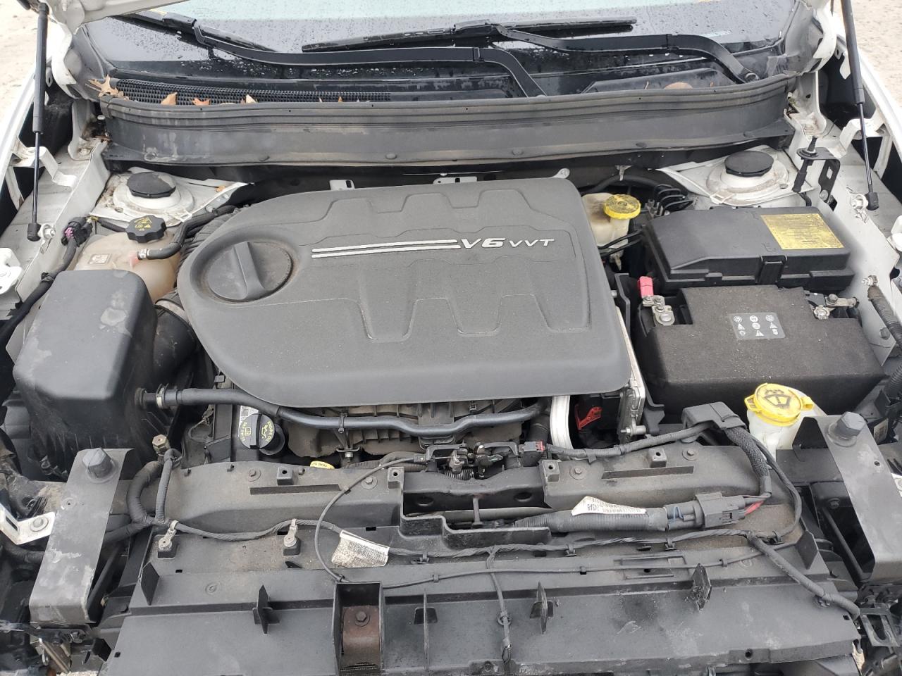 2016 Jeep Grand Cherokee - Image 12