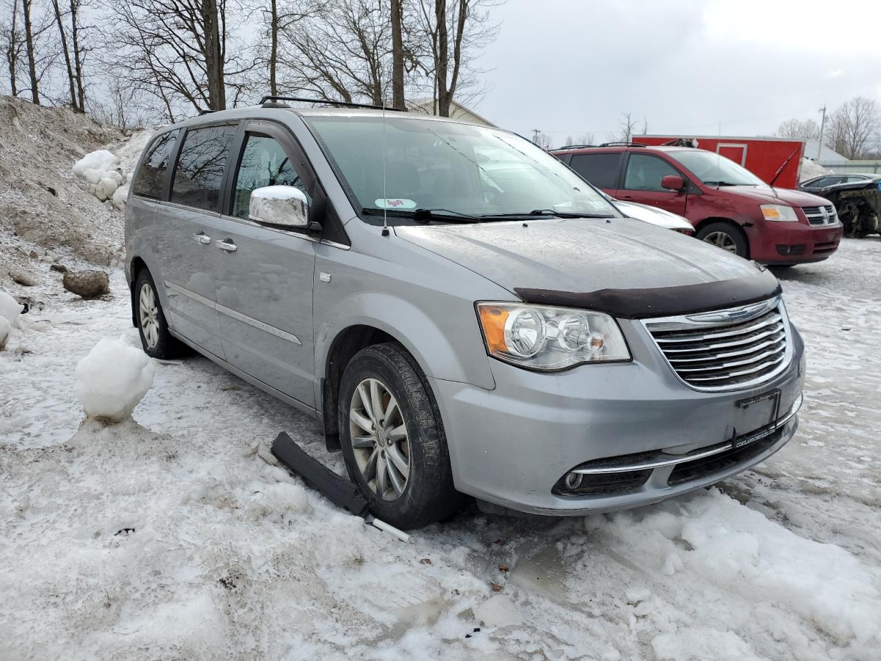 2014 Chrysler Town & Country - Image 4