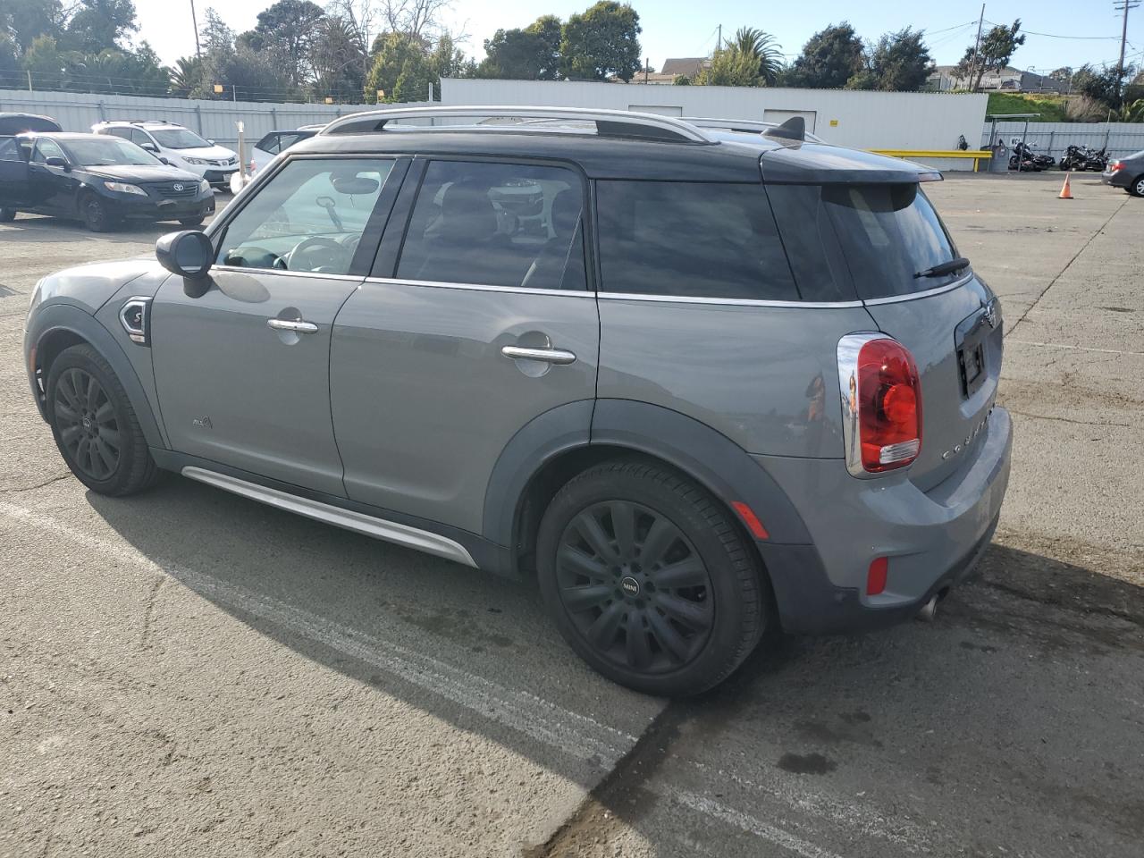 2020 MINI Cooper - Image 2