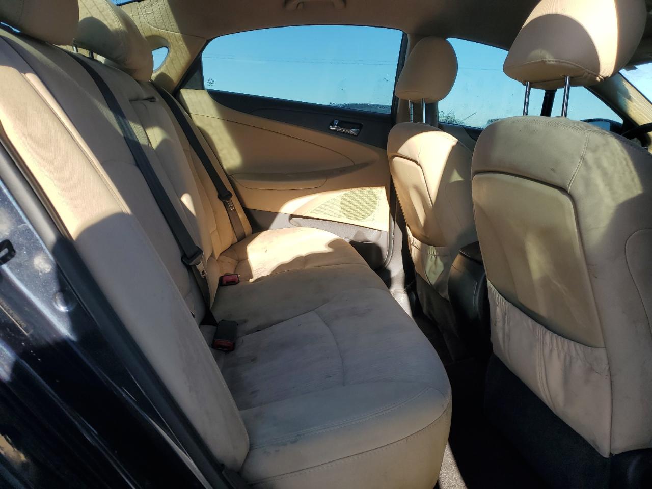 2014 Hyundai Sonata - Image 10