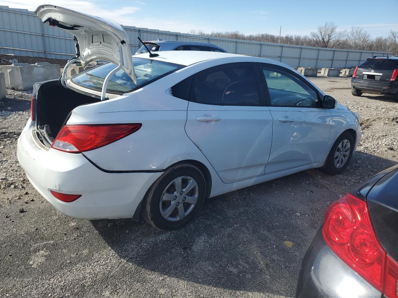 2017 Hyundai Accent - Image 3