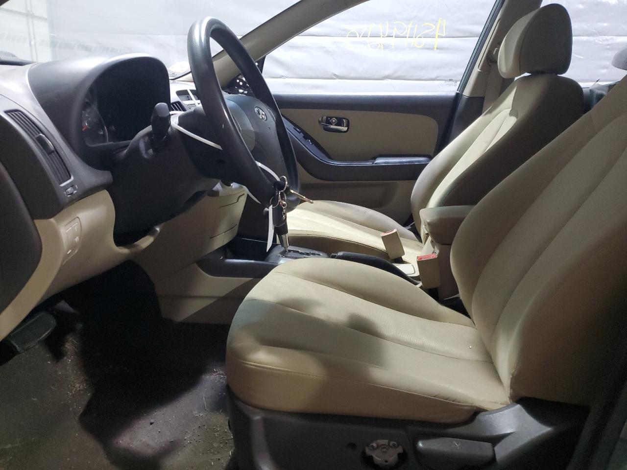 2010 Hyundai Elantra - Image 7