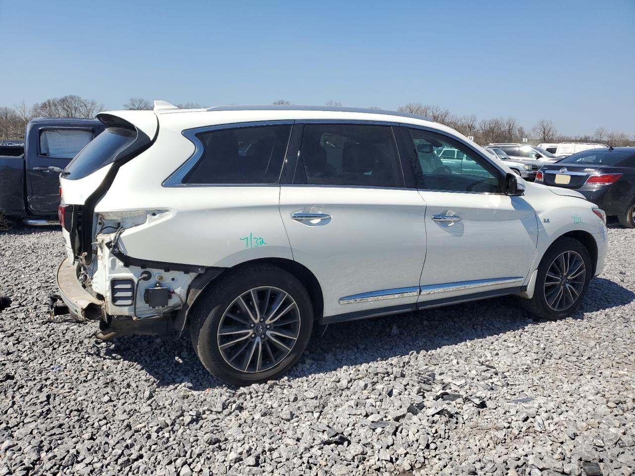 2016 Infiniti QX60 - Image 3
