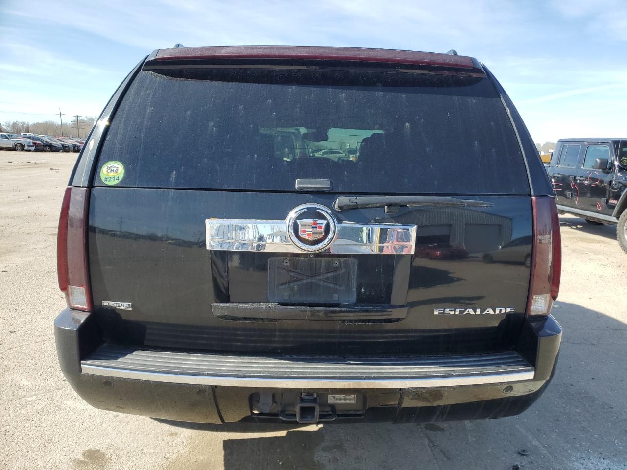 2009 Cadillac Escalade Luxury VIN: 1GYFK23279R255745 Lot: 50823945