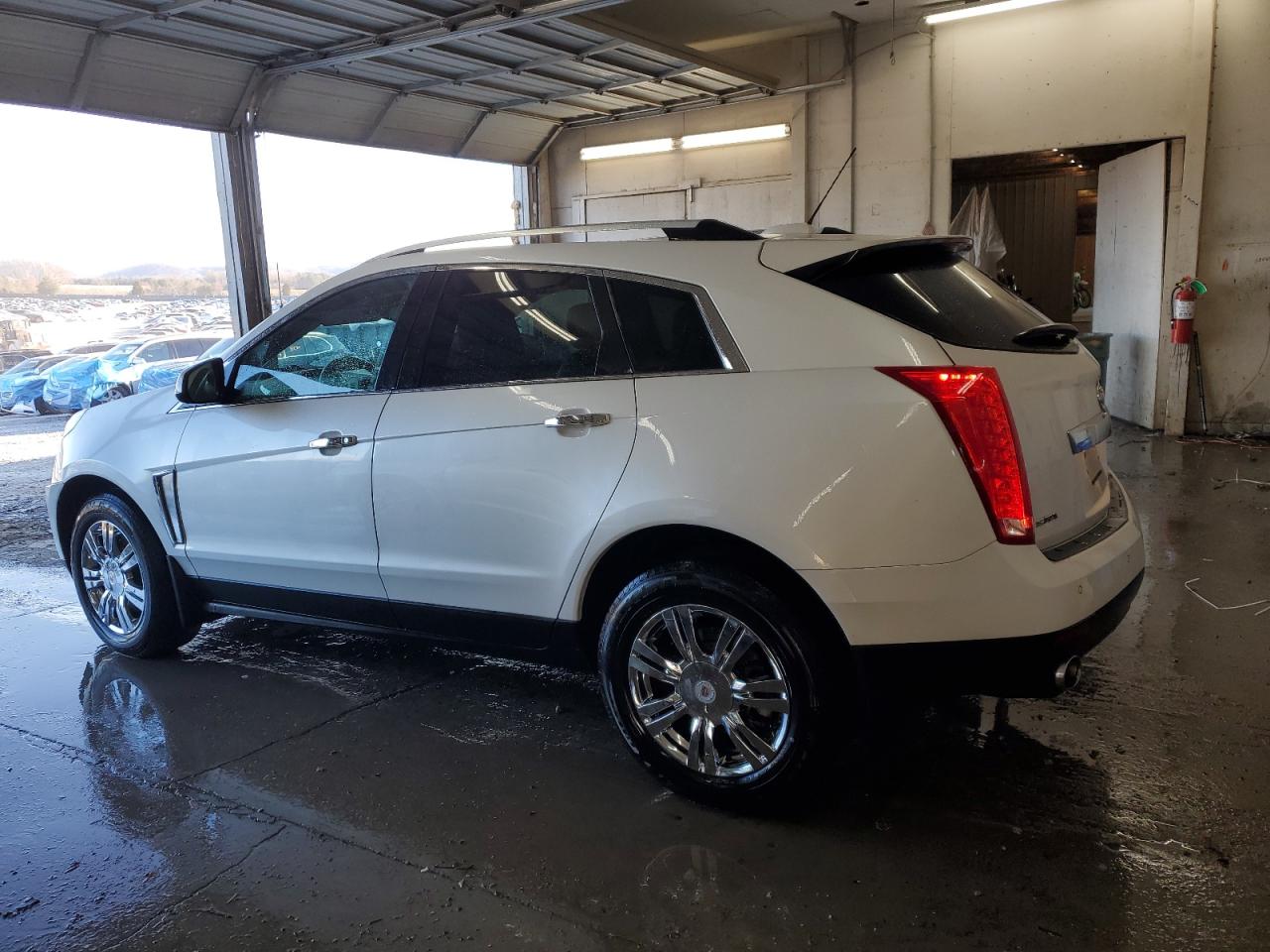 2015 Cadillac SRX - Image 2
