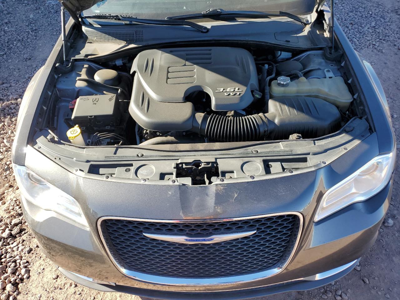 2018 Chrysler 300 Touring VIN: 2C3CCAAG4JH283381 Lot: 65435585