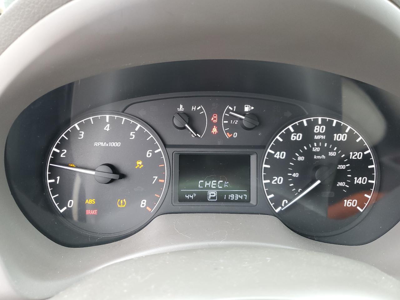 2013 Nissan Sentra - Image 9