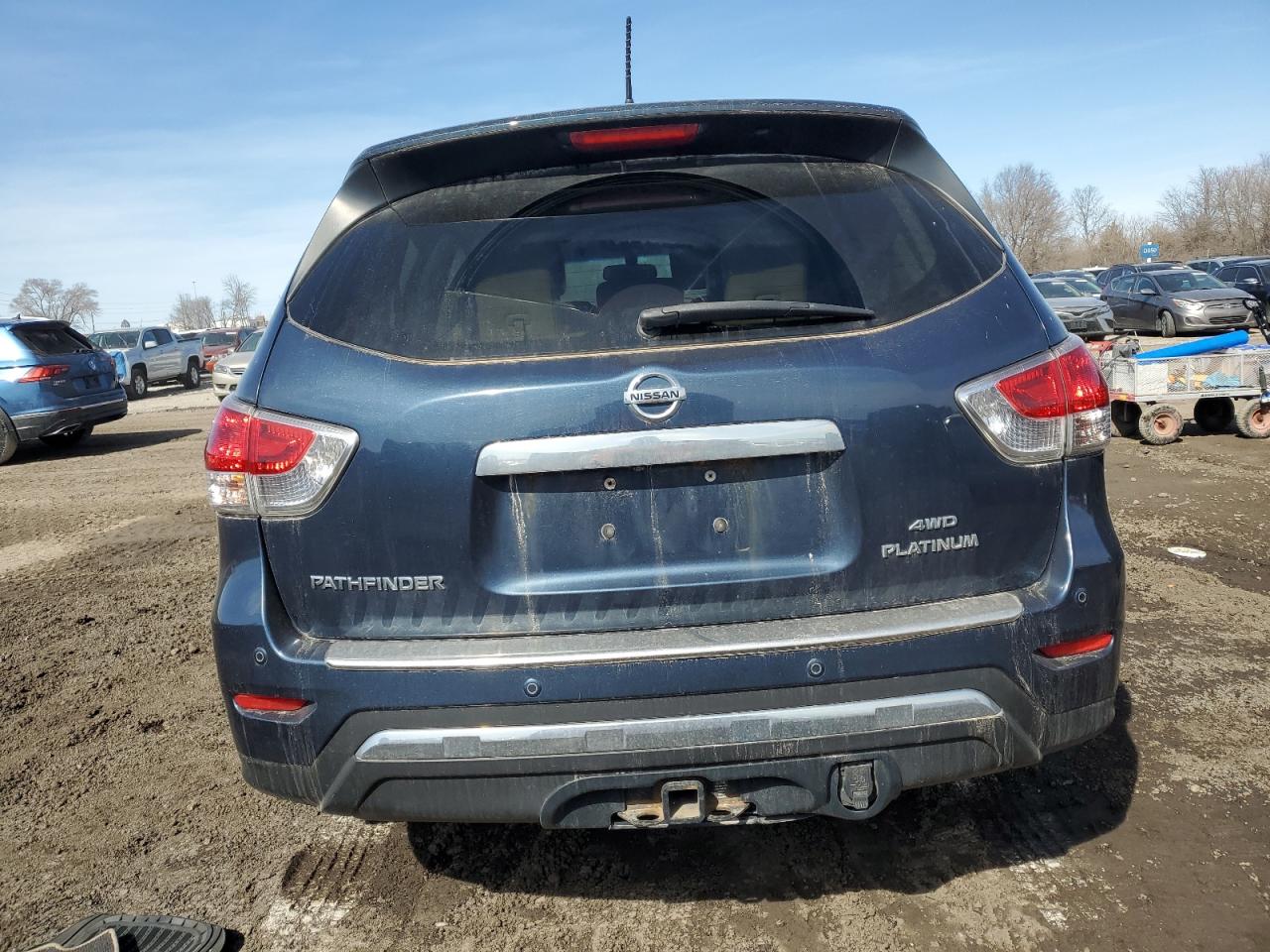 2014 Nissan Pathfinder - Image 6