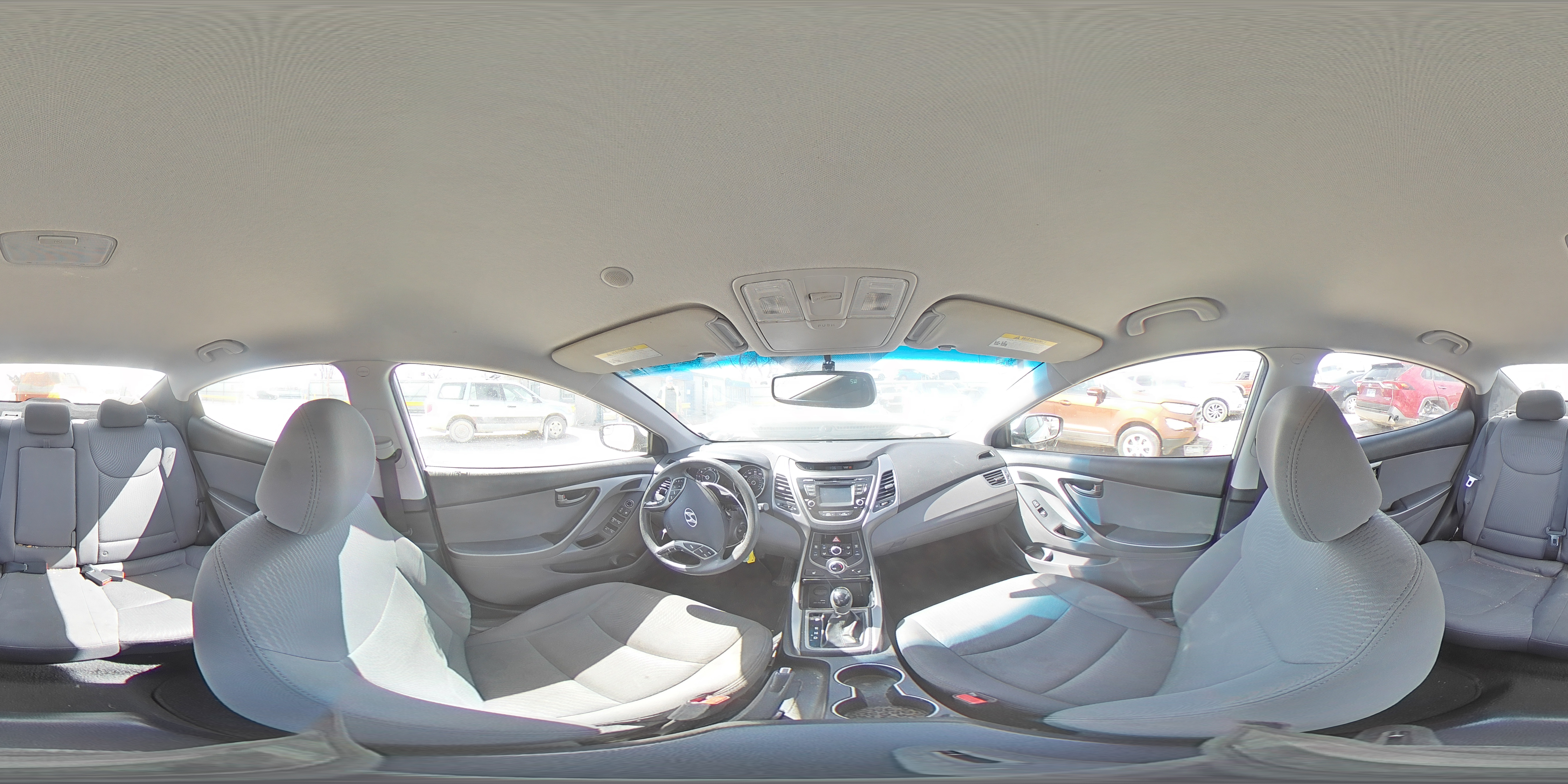 2014 Hyundai Elantra - Image 12