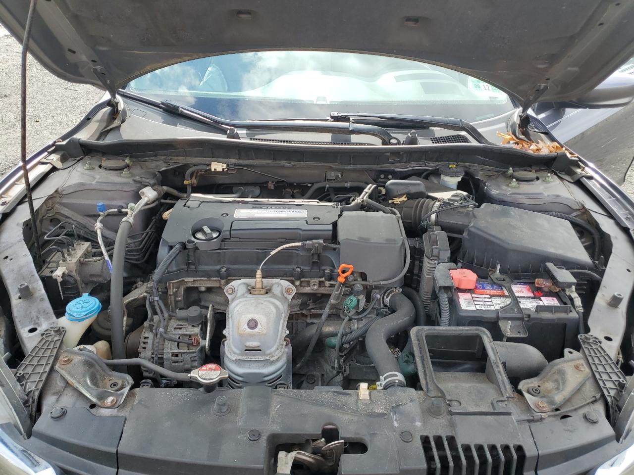 2015 Honda Accord - Image 11
