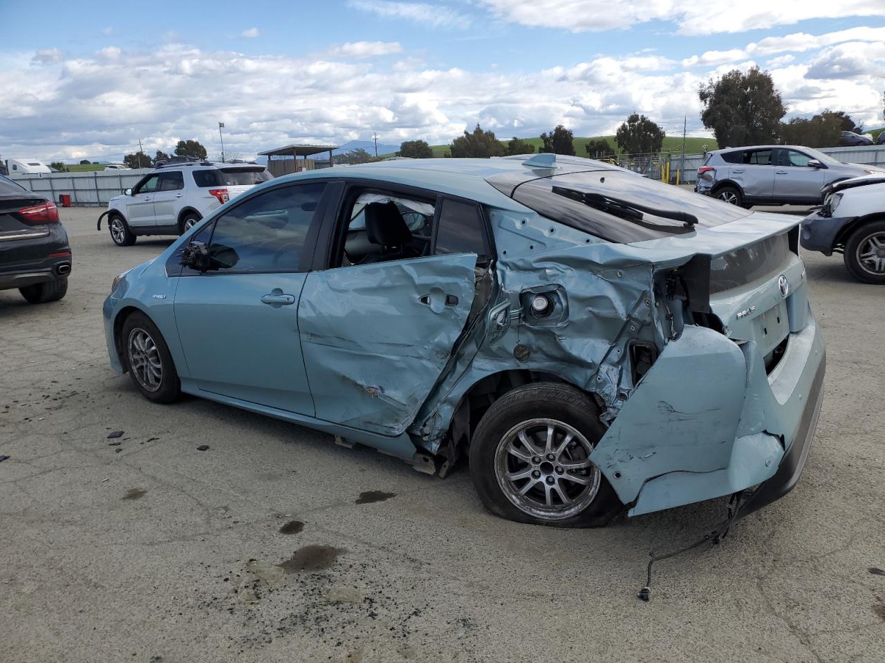 2018 Toyota Prius - Image 2
