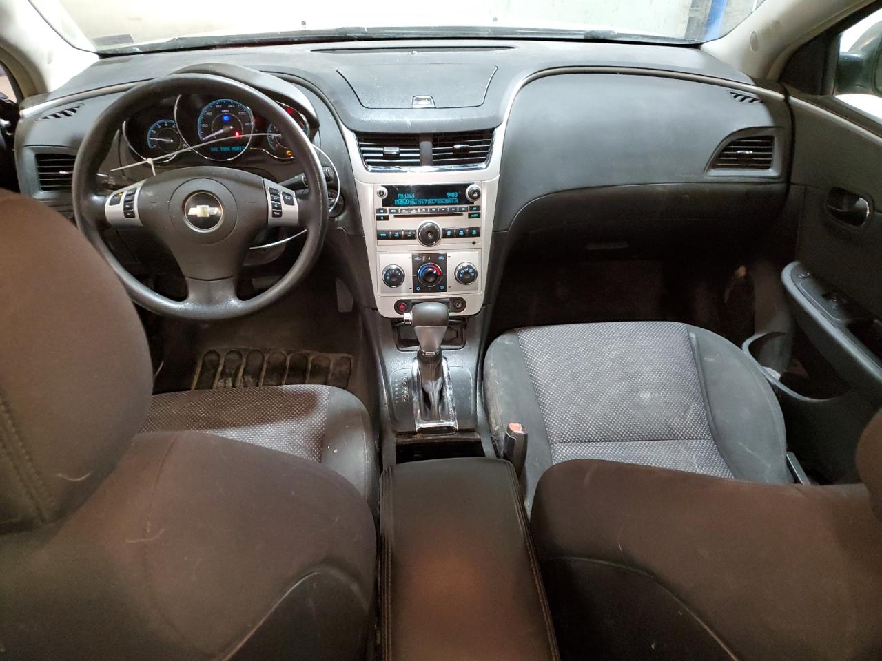 2009 Chevrolet Malibu - Image 8