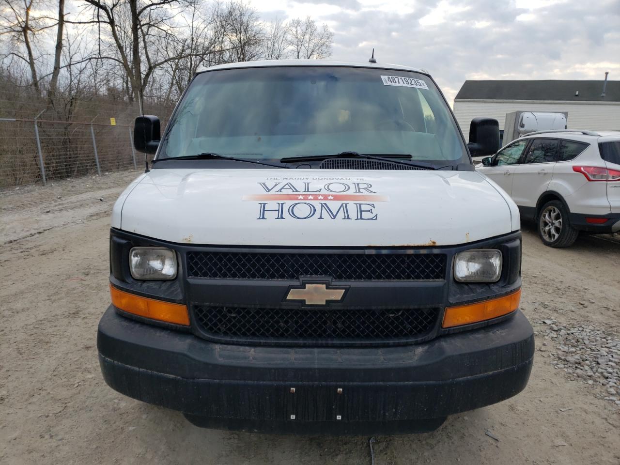 2013 Chevrolet Express - Image 5