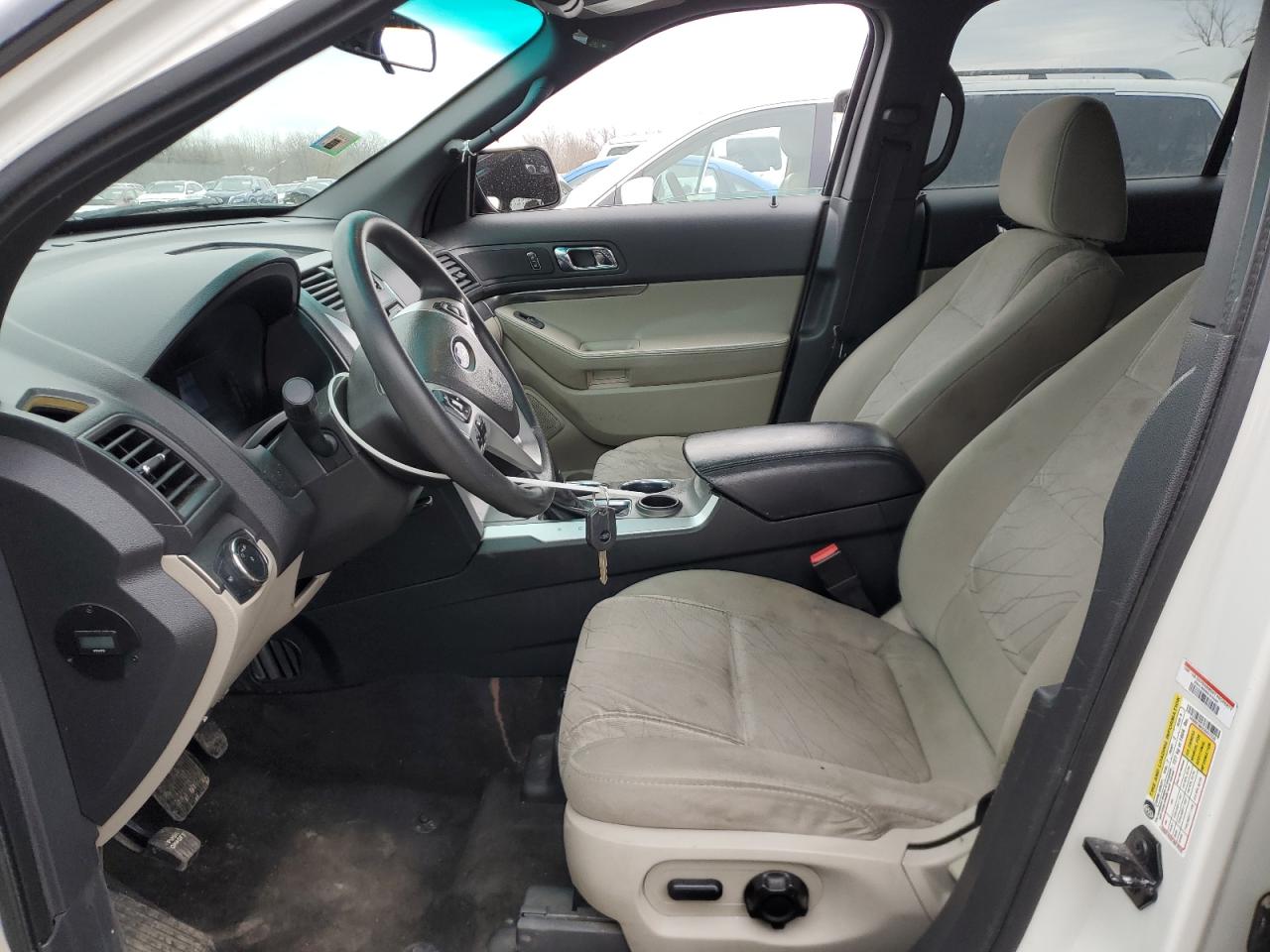 2012 Ford Explorer - Image 7