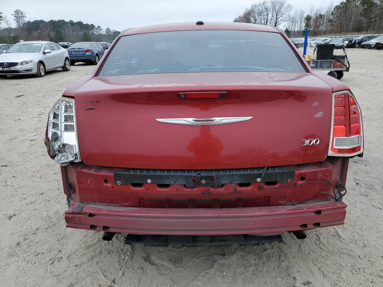 2012 Chrysler 300 - Image 6