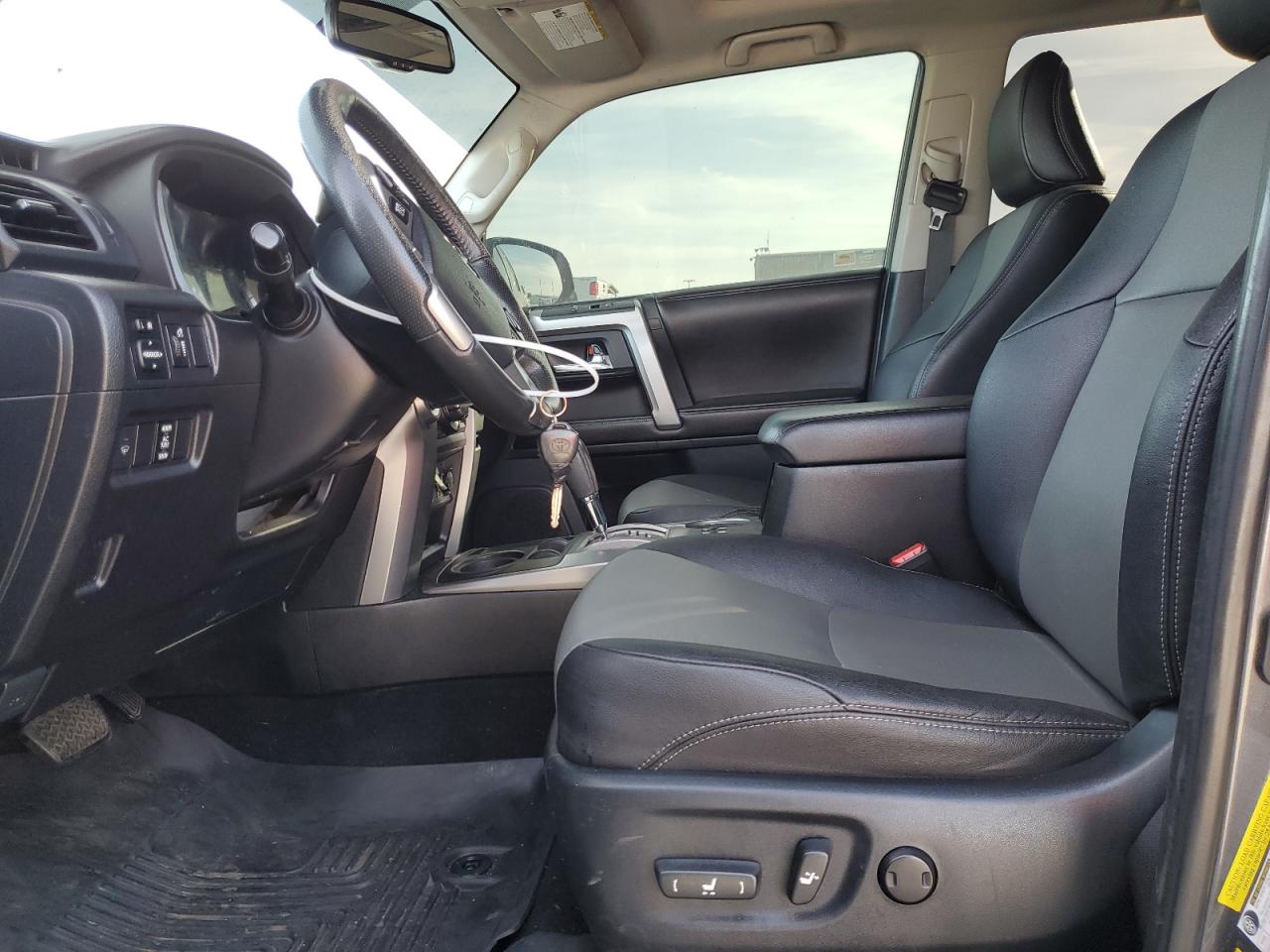 2015 Toyota 4Runner - Image 7