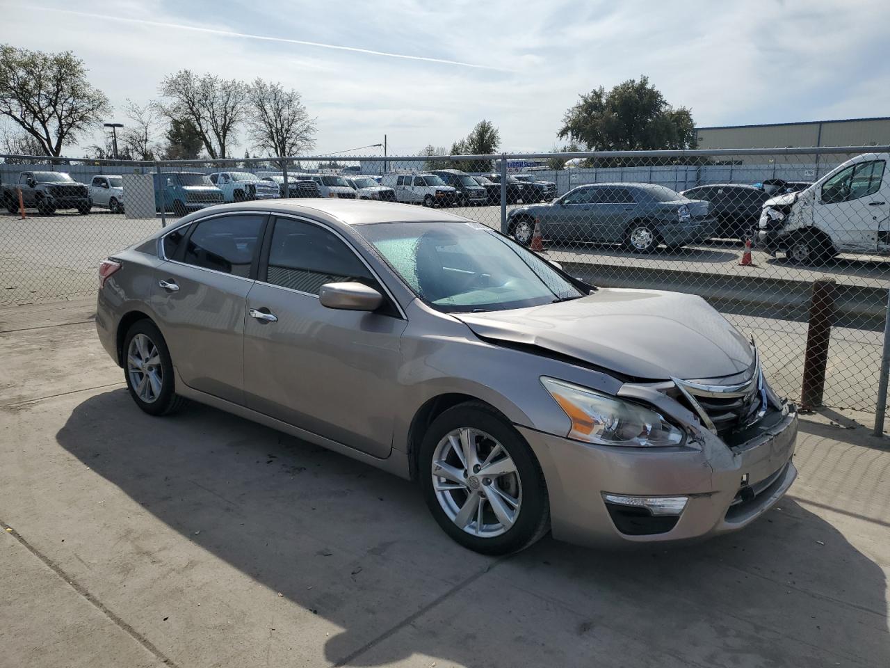 2013 Nissan Altima - Image 4