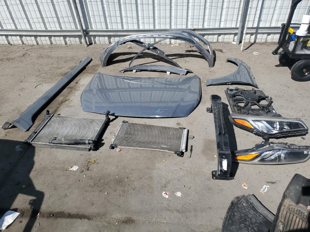2016 Hyundai Sonata - Image 12