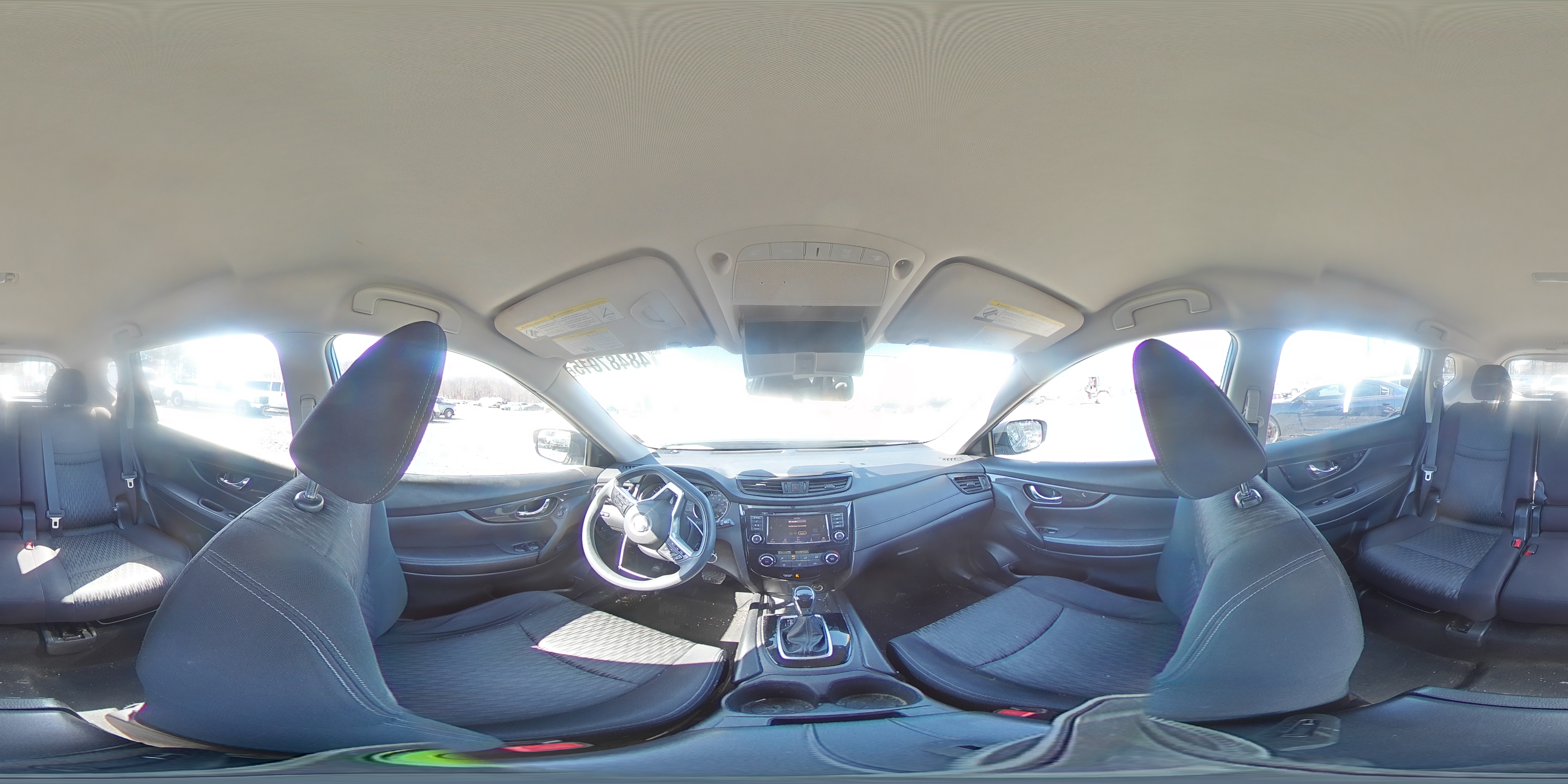 2018 Nissan Rogue - Image 14