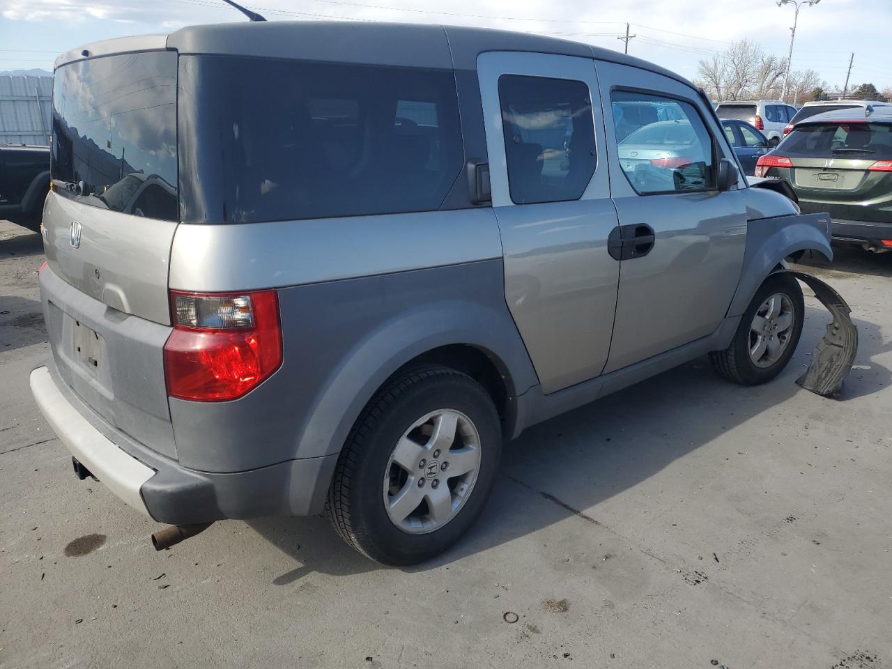 2004 Honda Element - Image 3