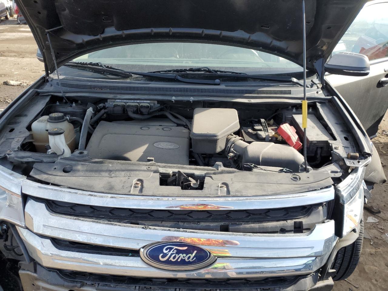 2014 Ford Edge - Image 12