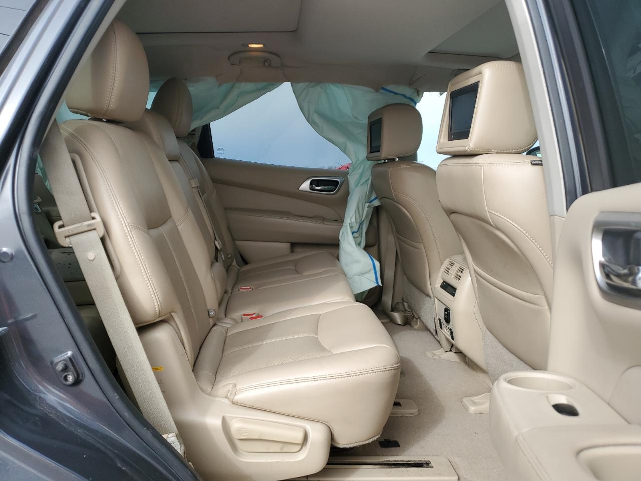 2014 Nissan Pathfinder - Image 11