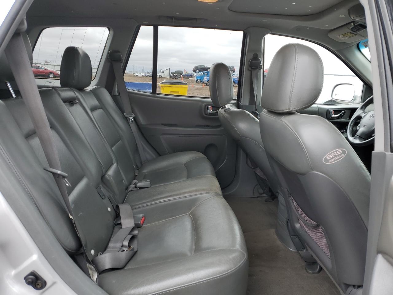 2003 Hyundai Santa Fe - Image 11