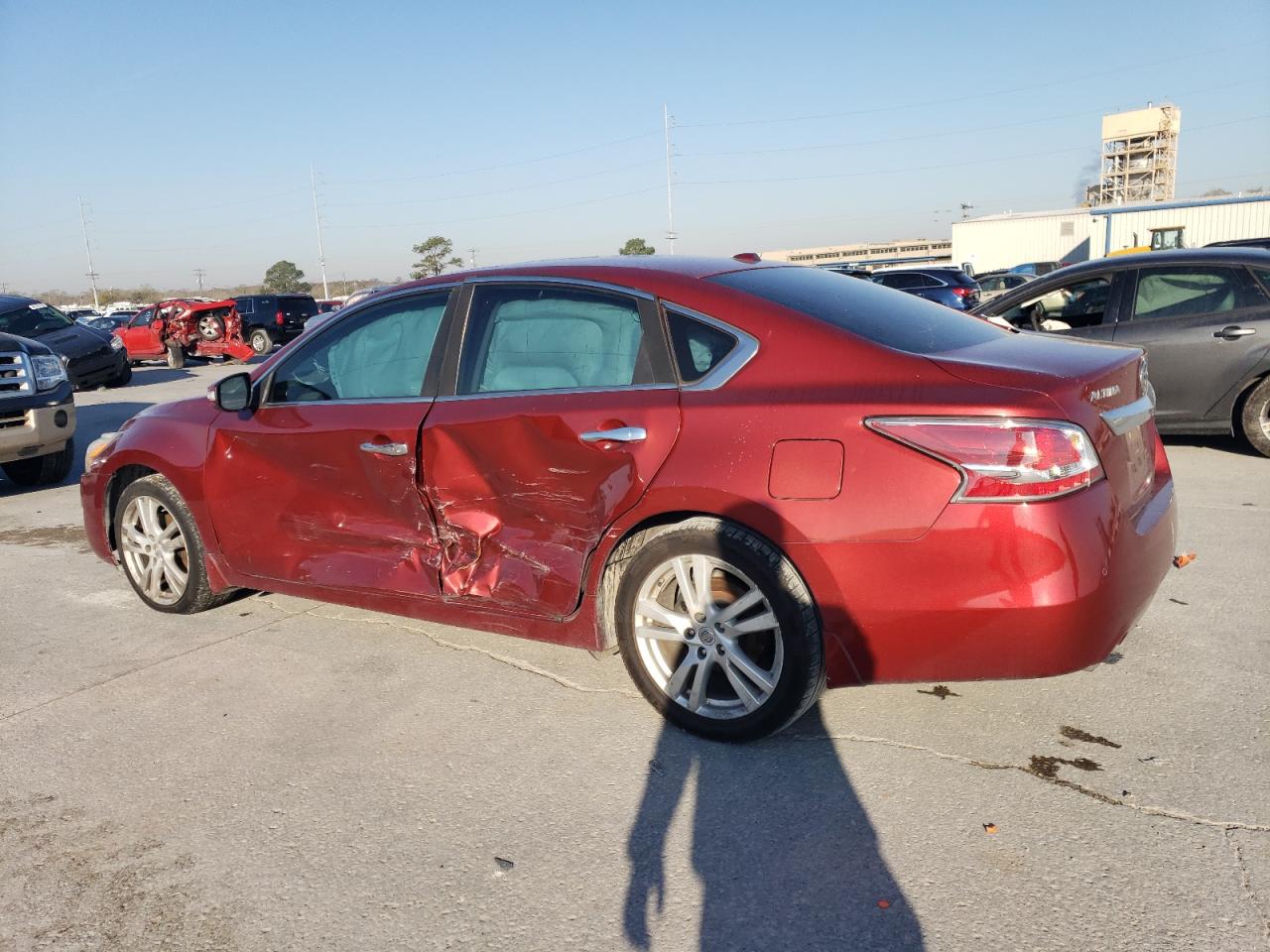 2015 Nissan Altima - Image 2