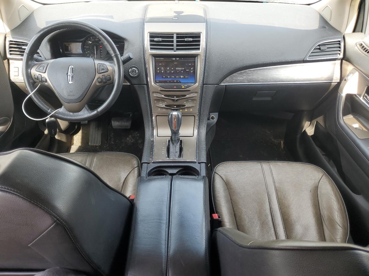 2011 Lincoln Mkx VIN: 2LMDJ6JK5BBJ13736 Lot: 49145475