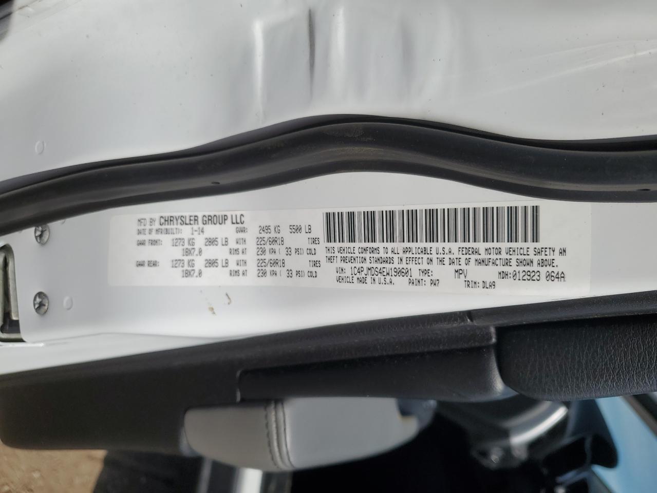 2014 Jeep Grand Cherokee - Image 13