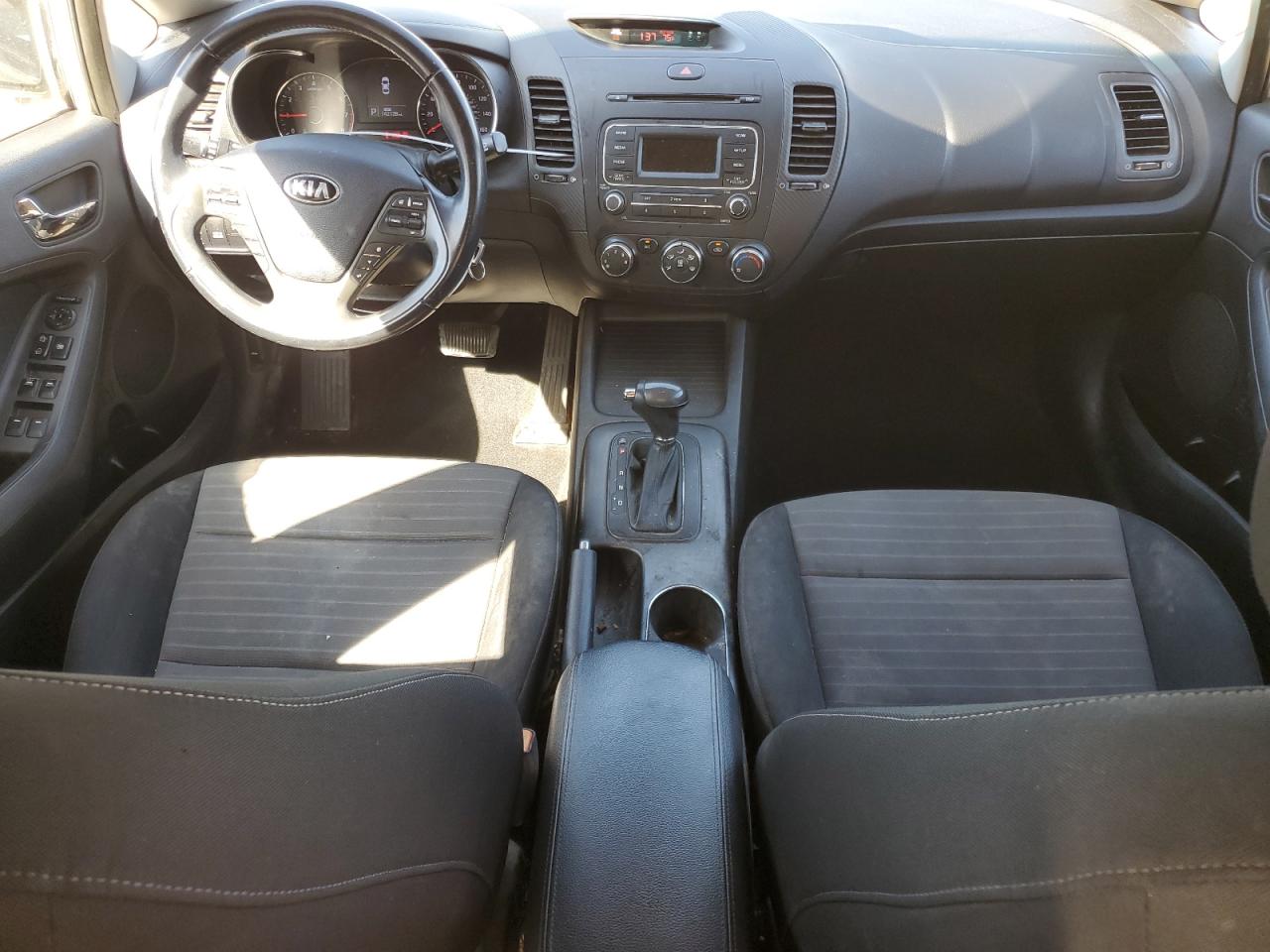 2015 Kia Forte - Image 8