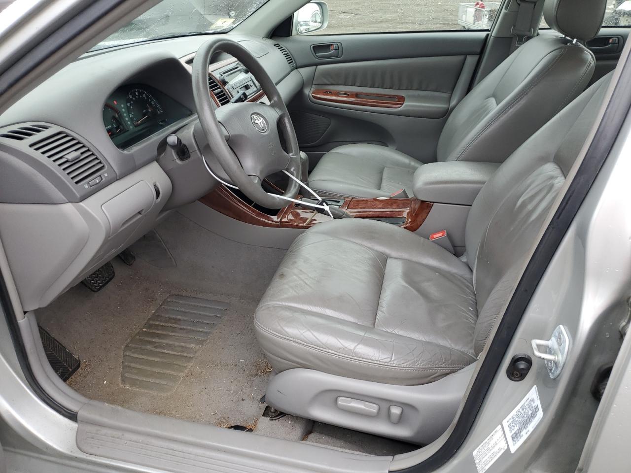 2003 Toyota Camry - Image 7