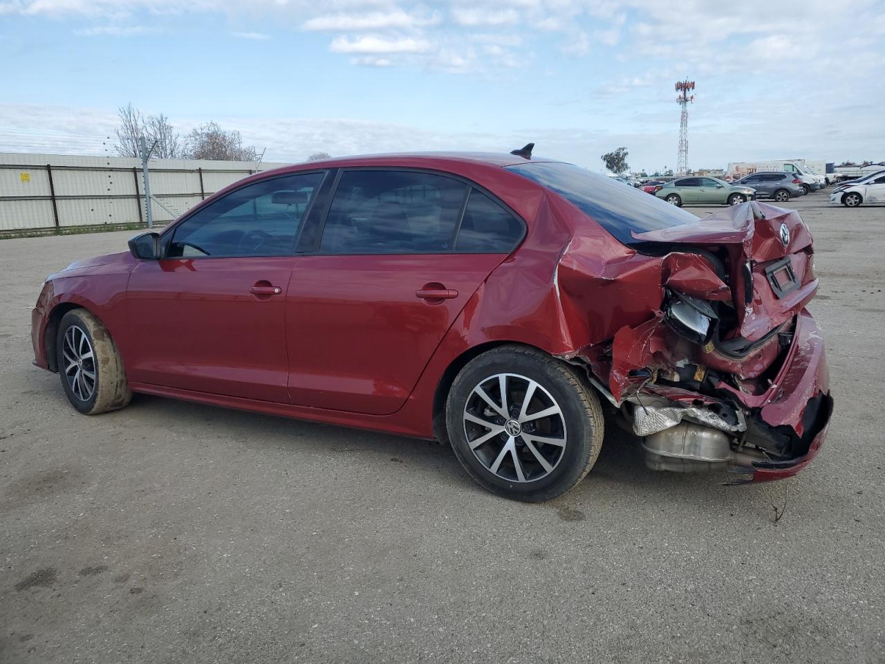 2016 Volkswagen Jetta - Image 2