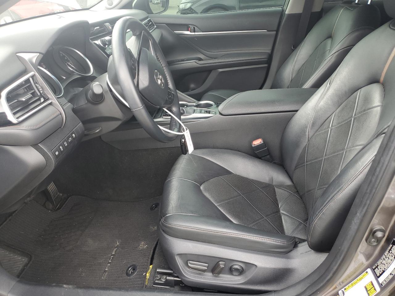2018 Toyota Camry - Image 7