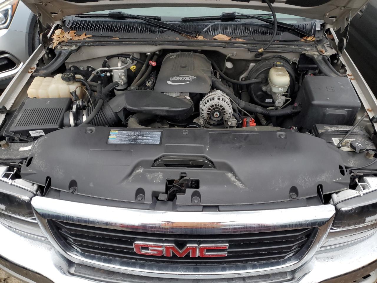 2006 GMC Sierra - Image 12