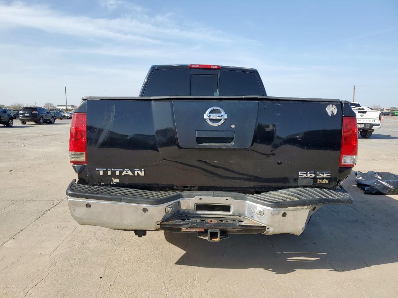 2005 Nissan Titan - Image 6