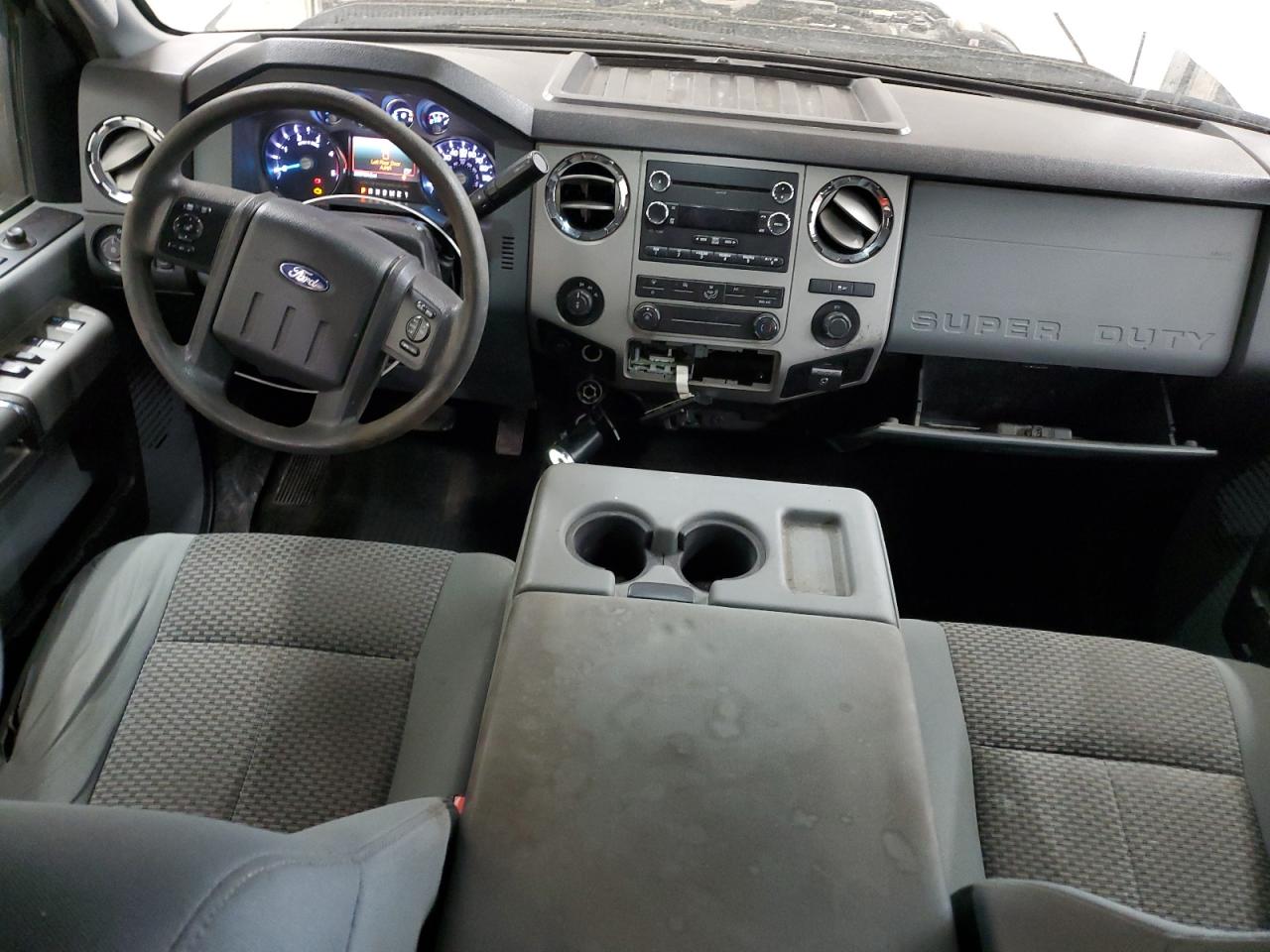 2015 Ford F250 - Image 8