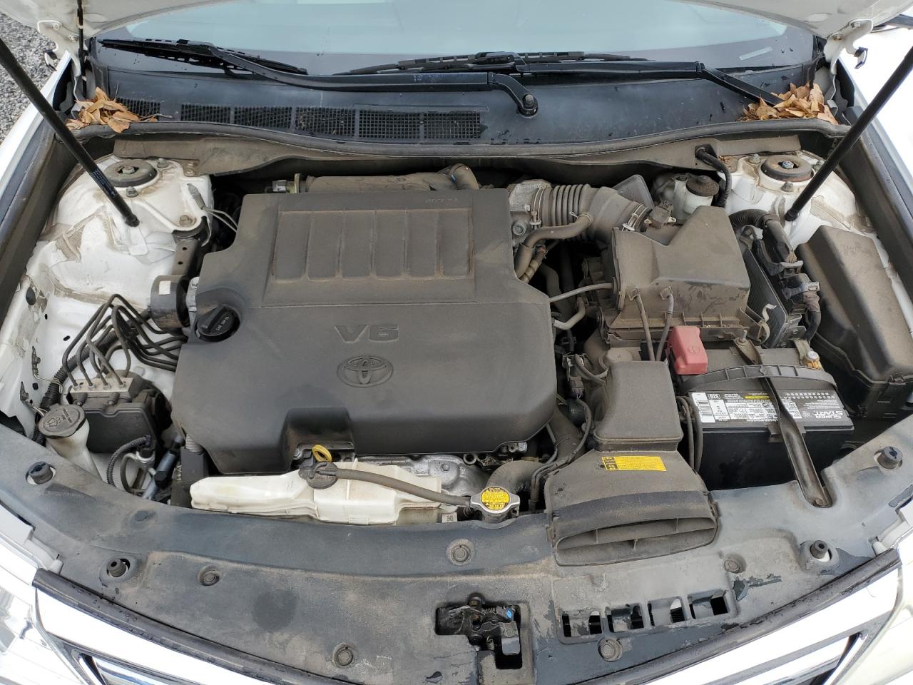 2014 Toyota Camry - Image 11