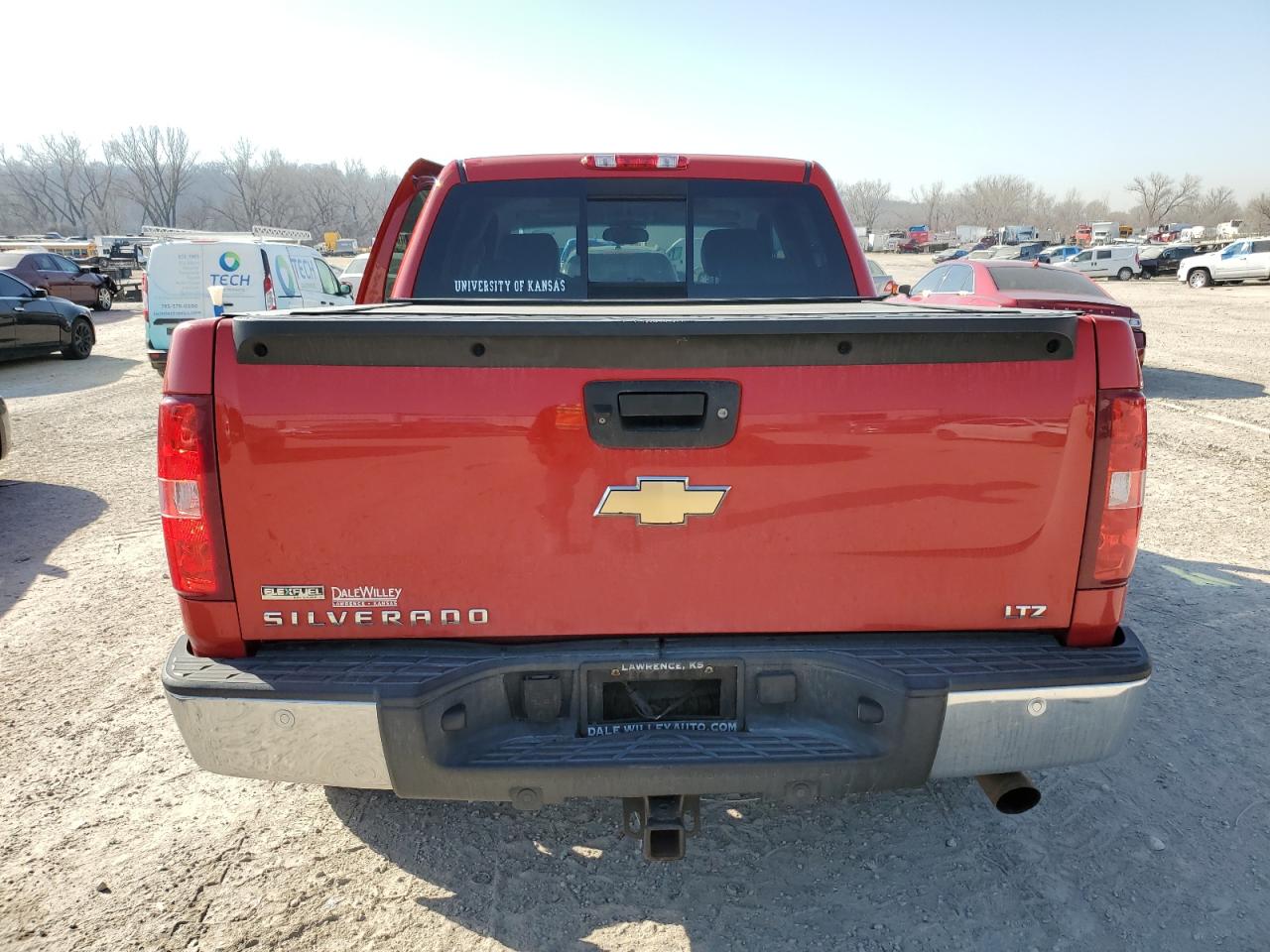 2010 Chevrolet Silverado - Image 6