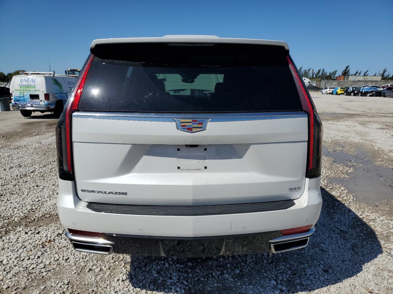 2022 Cadillac Escalade - Image 6