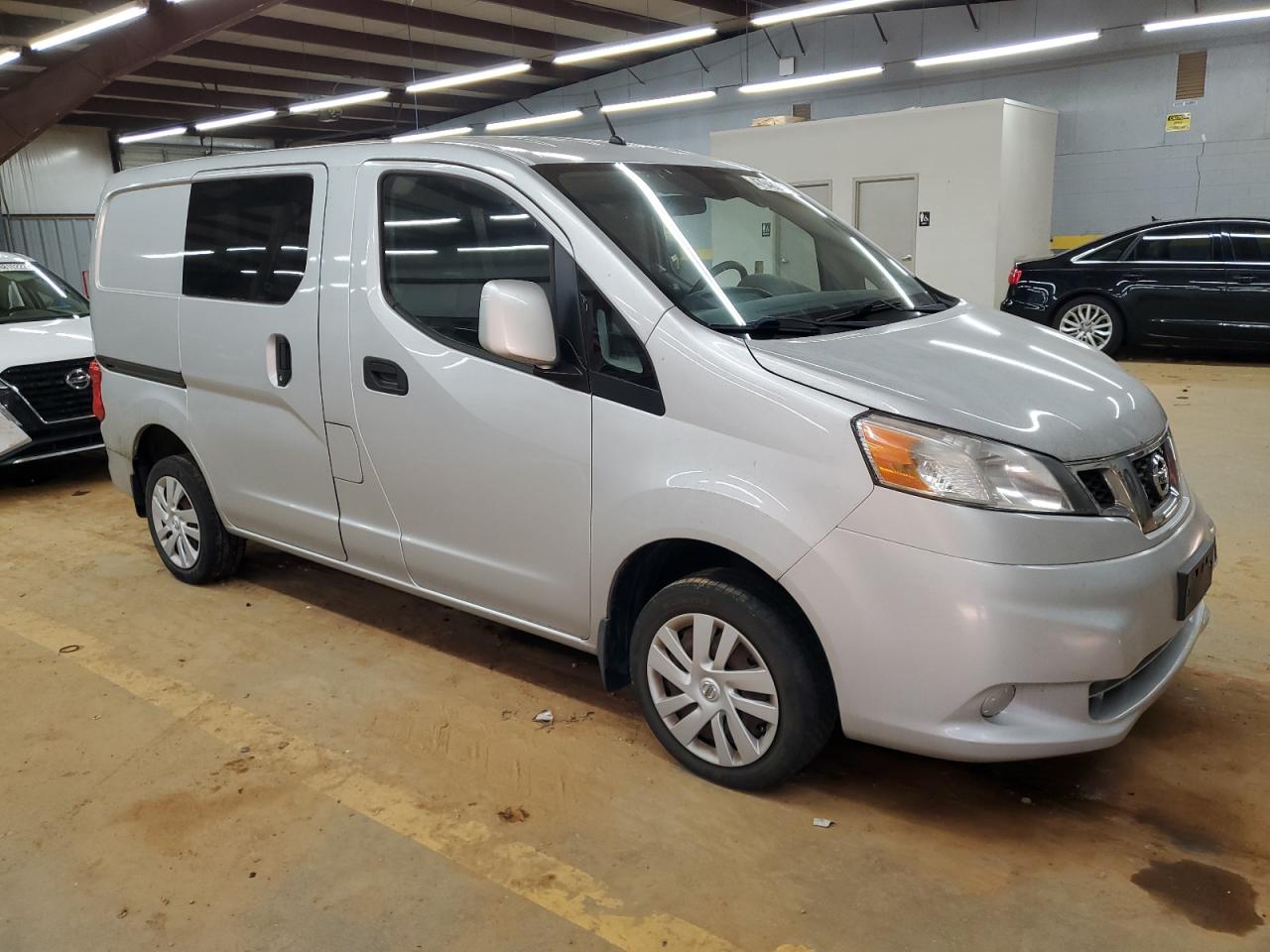 2015 Nissan NV - Image 4