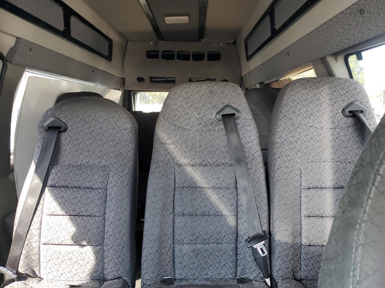 2014 Ford Econoline - Image 10