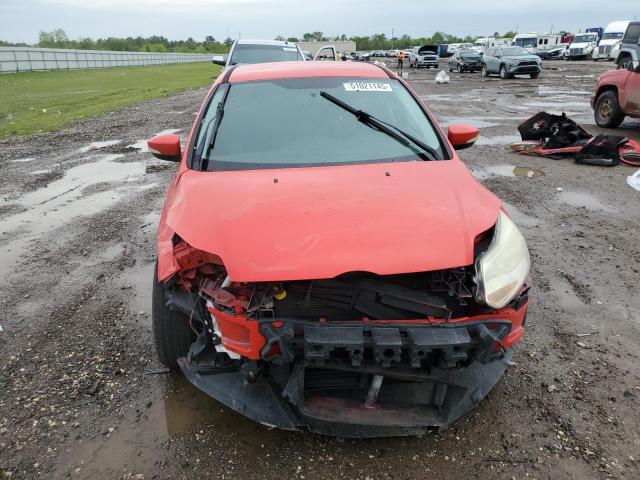  FORD FOCUS 2014 Красный