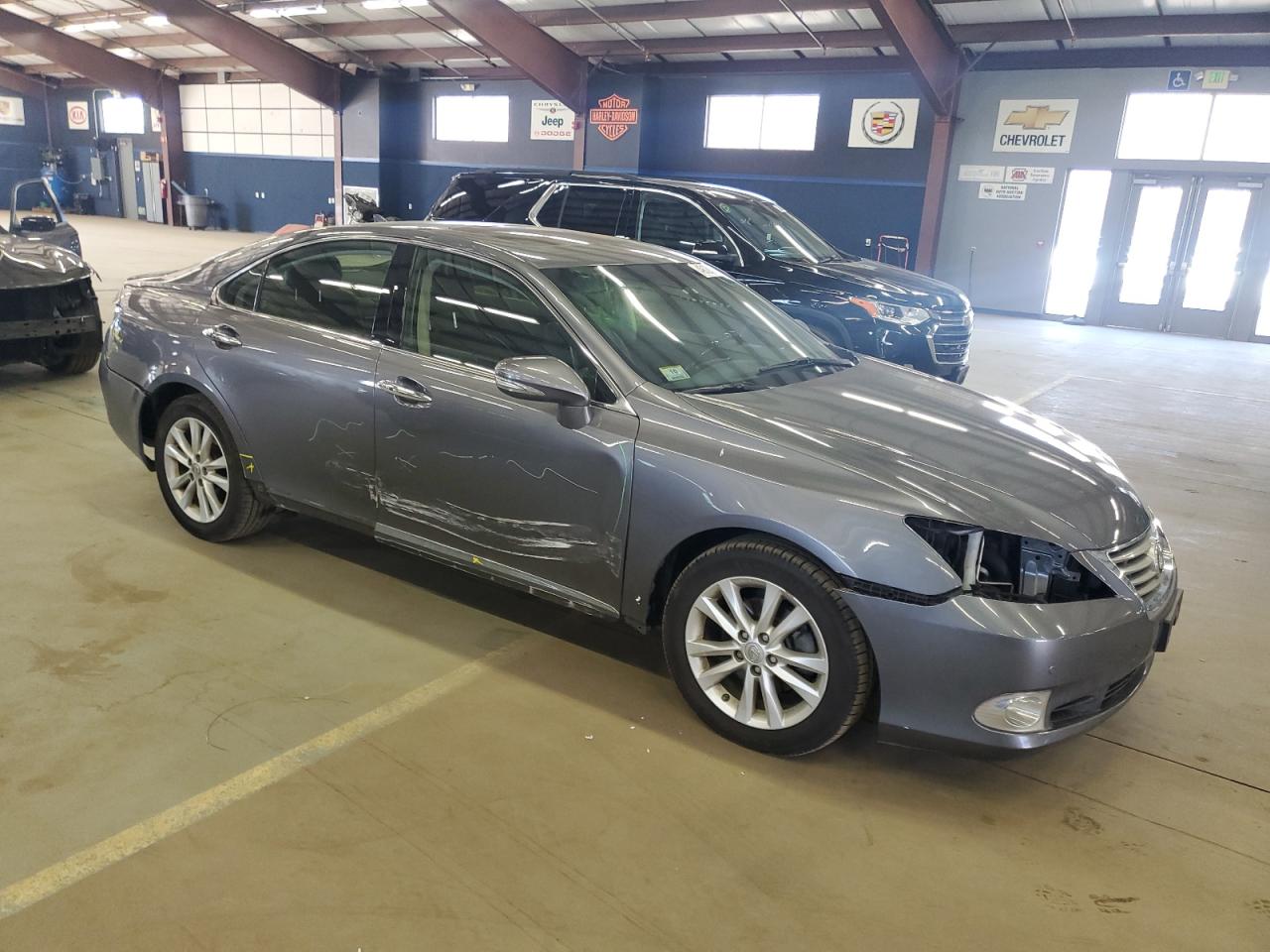 2012 Lexus ES - Image 4