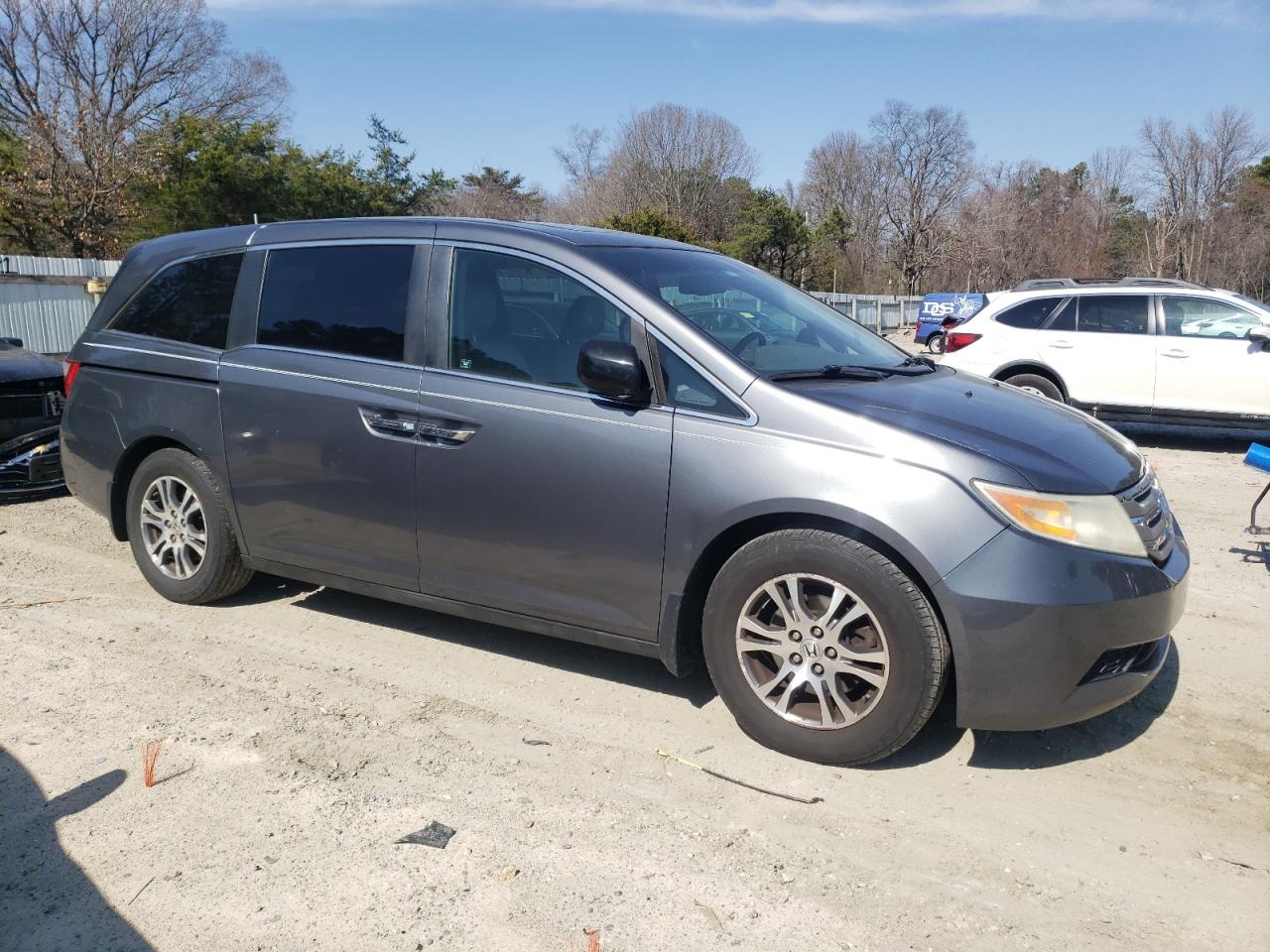 2012 Honda Odyssey - Image 4