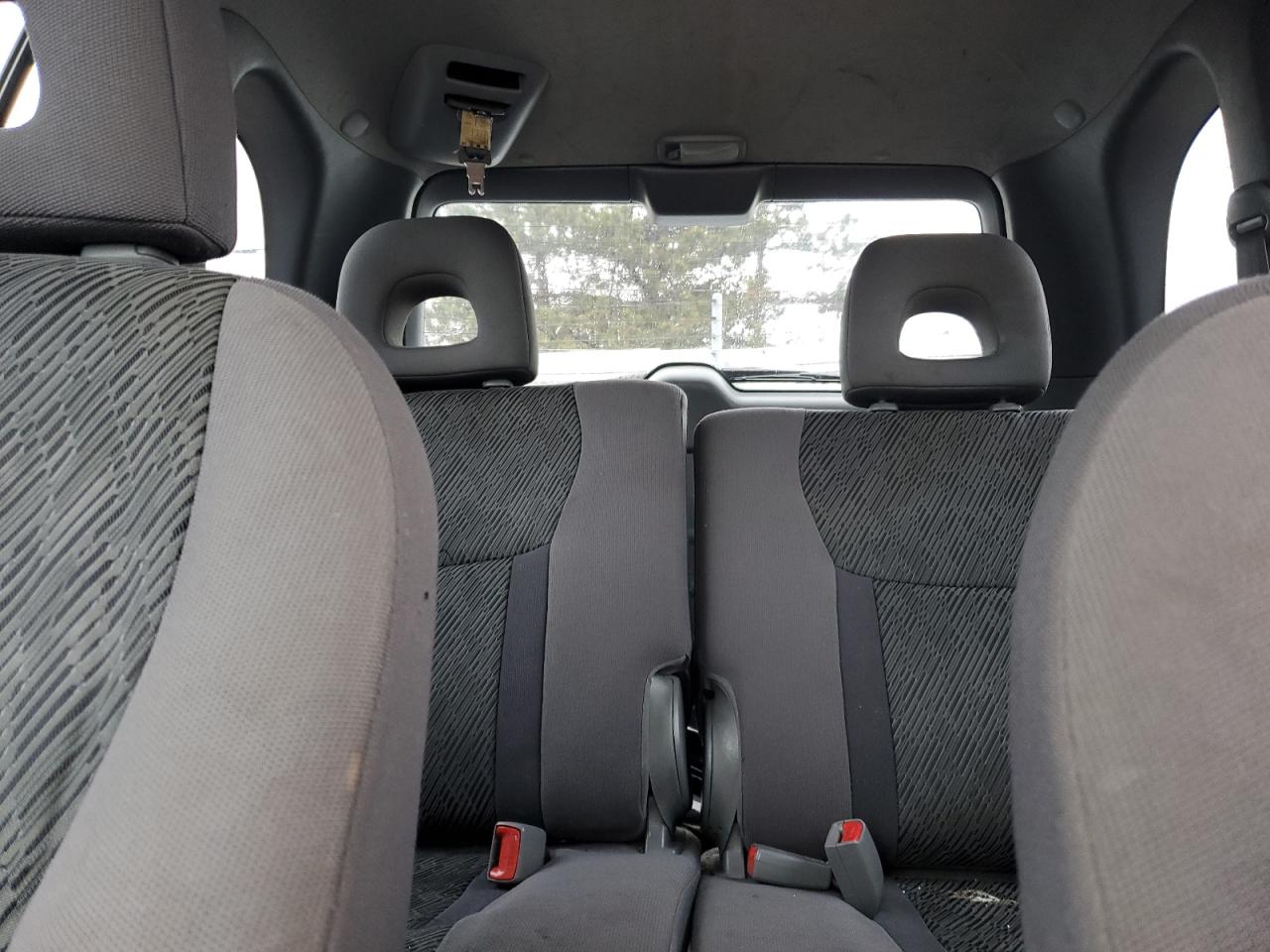 2003 Toyota RAV 4 - Image 10