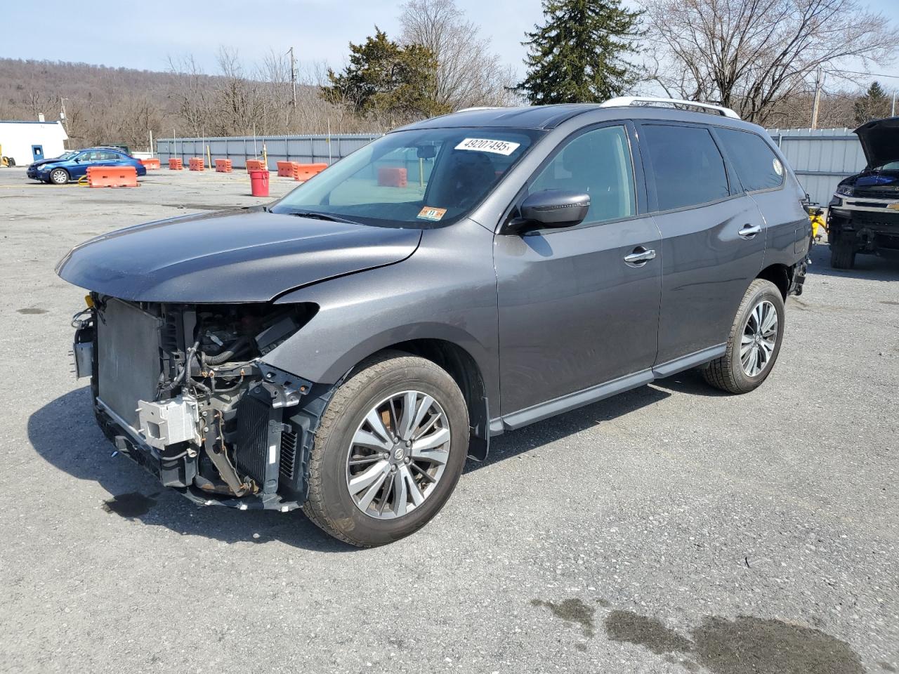 Grantville, PA에서 판매 중인 2017 Nissan Pathfinder S - Front End